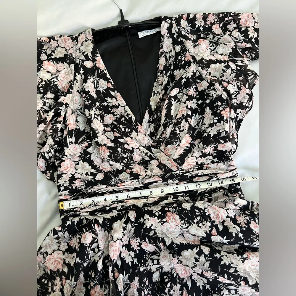 Ieena Mac Duggal Black multi floral flutter sleeve maxi dress (10) - Picture 5 of 10